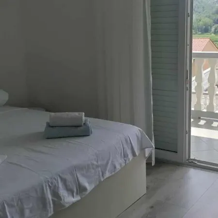 445 Apartman